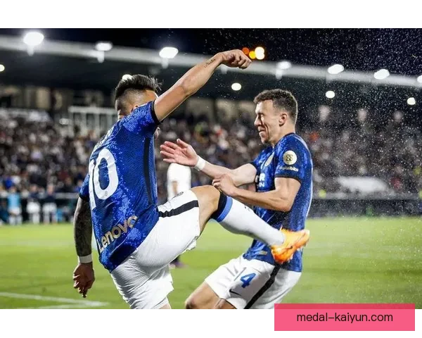 西甲联赛中，黄潜迎来状态回暖，实现逆转胜利，竞技状态值得关注。